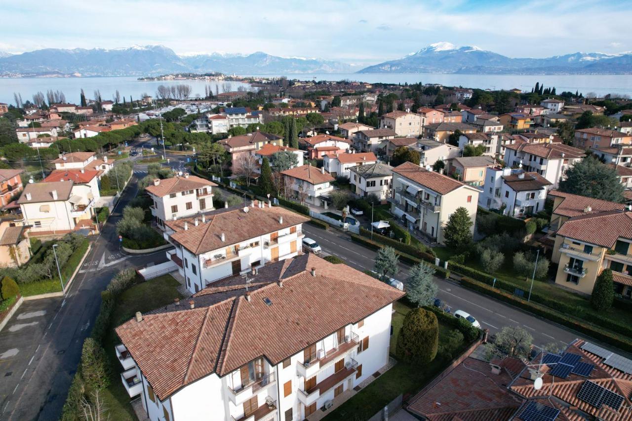Blue Suite Apartment Sirmione Exteriör bild